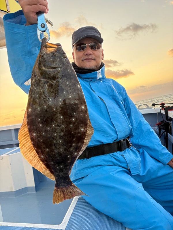 良型ヒラメでドヤ顔