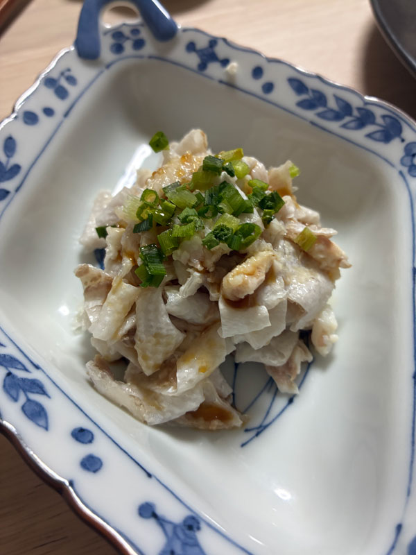 ヒラメの皮の湯引きポン酢